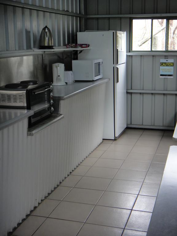 Hotel Lake Albert Caravan Park Meningie Esterno foto