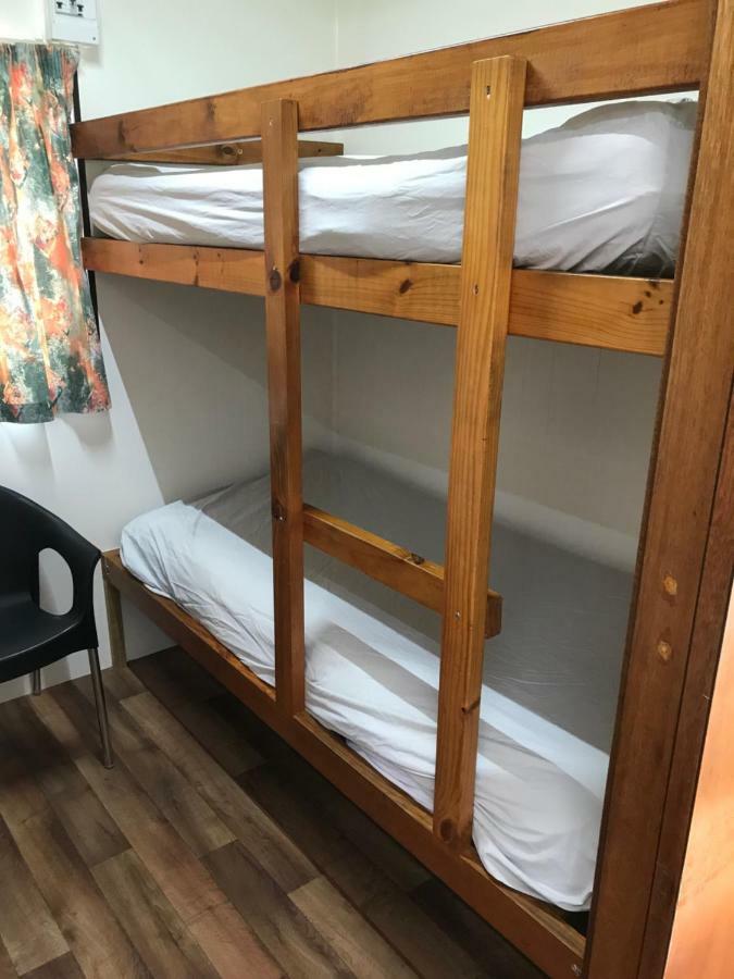 Hotel Lake Albert Caravan Park Meningie Esterno foto