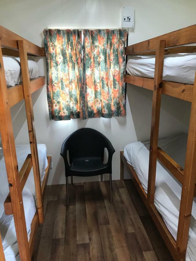 Hotel Lake Albert Caravan Park Meningie Esterno foto